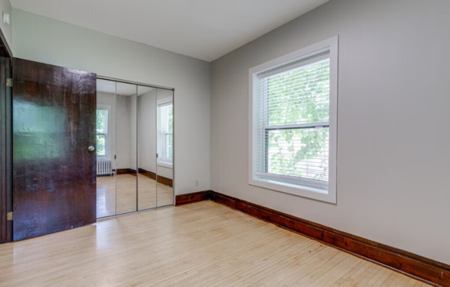 1 bed, 1 bath, 557 sqft, $975, Unit 233-308