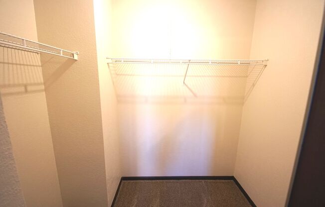 1 bed, 1 bath, 780 sqft, $1,231, Unit 403