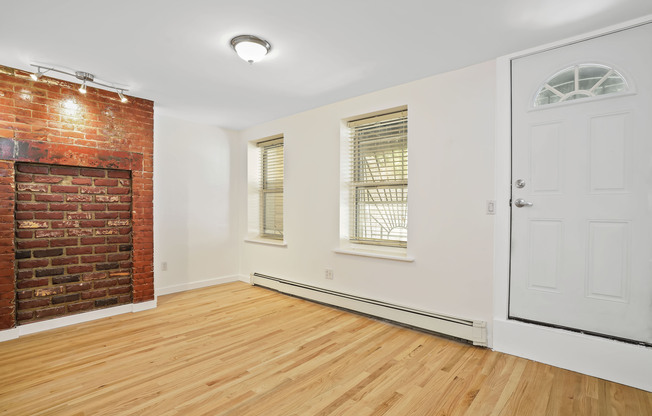2 beds, 1 bath, 1,250 sqft, $3,500, Unit 1