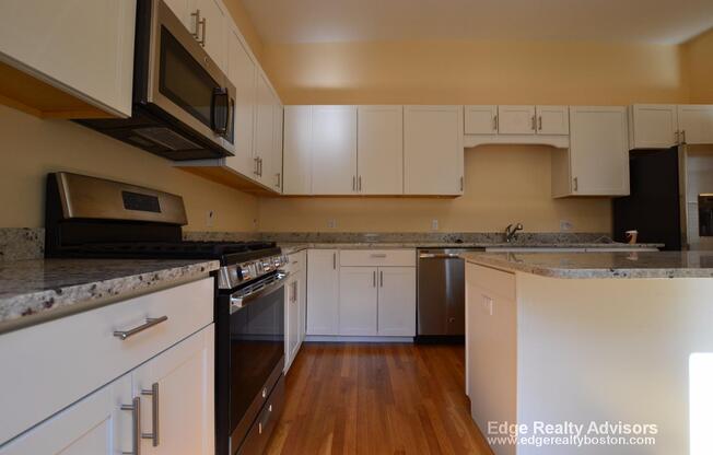 3 Griggs Pl # 3