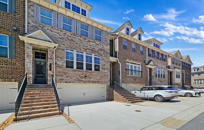 Luxury Brookhaven Townhome in Gated Townsend Community