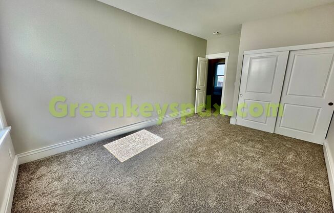 3 beds, 2 baths, $3,285