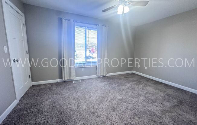 3 beds, 1.5 baths, $1,475