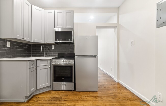 332 E 9 ST