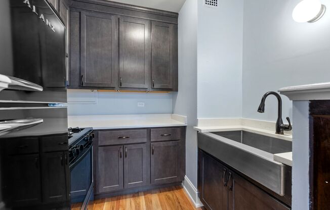 1 bed, 1 bath, 621 sqft, $1,025, Unit 404