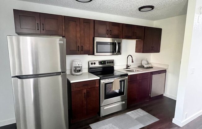 1 bed, 1 bath, 420 sqft, $1,275, Unit 209