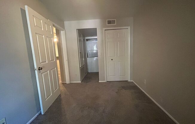 2 beds, 1.5 baths, $1,395, Unit UNIT 1024