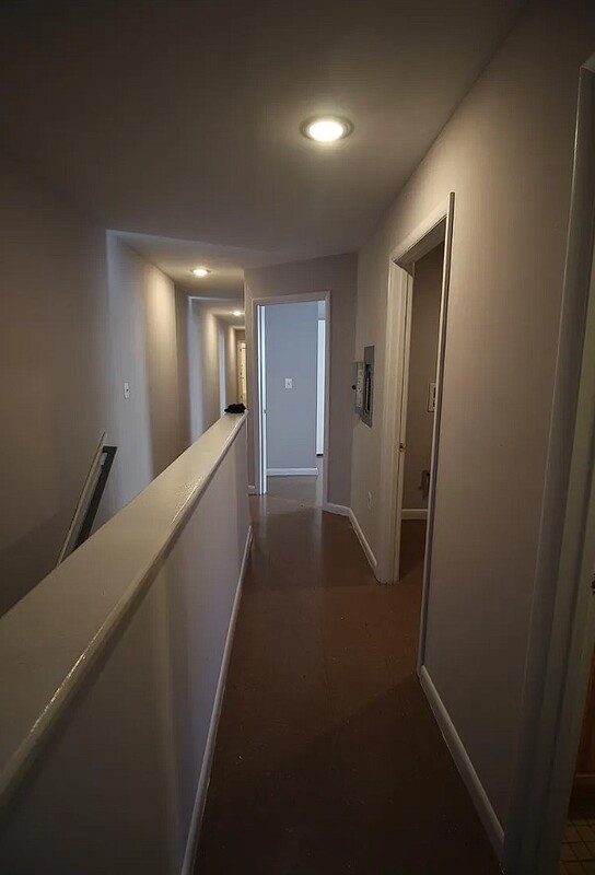 883 N 42 ST