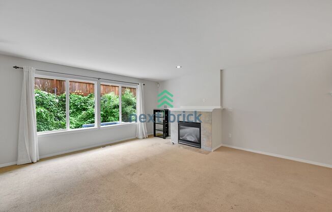 3 BEDS & 2.5 BATH SINGLE FAMILY HOUSE FOR RENT