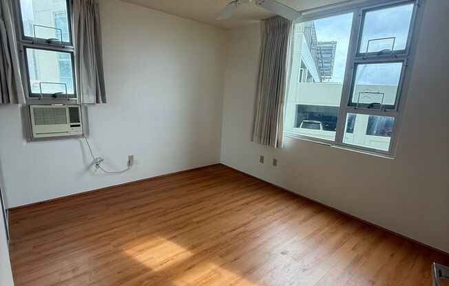 2 beds, 1 bath, $2,700, Unit UNIT 603