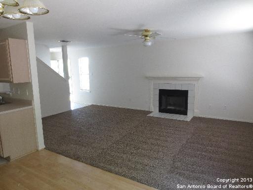 3 Bedroom Townhouse near Medical Center!  *Gated Community*