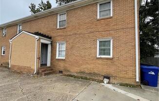 708 PORTSMOUTH BLVD