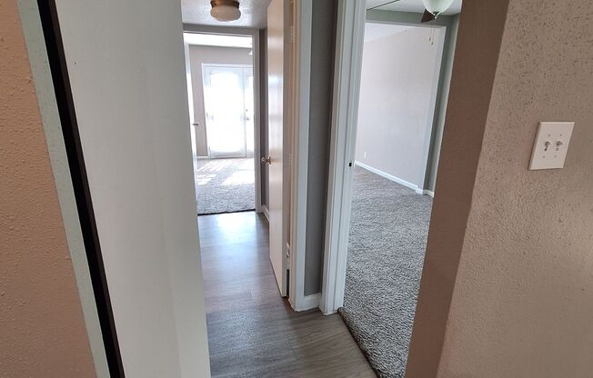 2 beds, 1 bath, 762 sqft, $1,145, Unit 3435