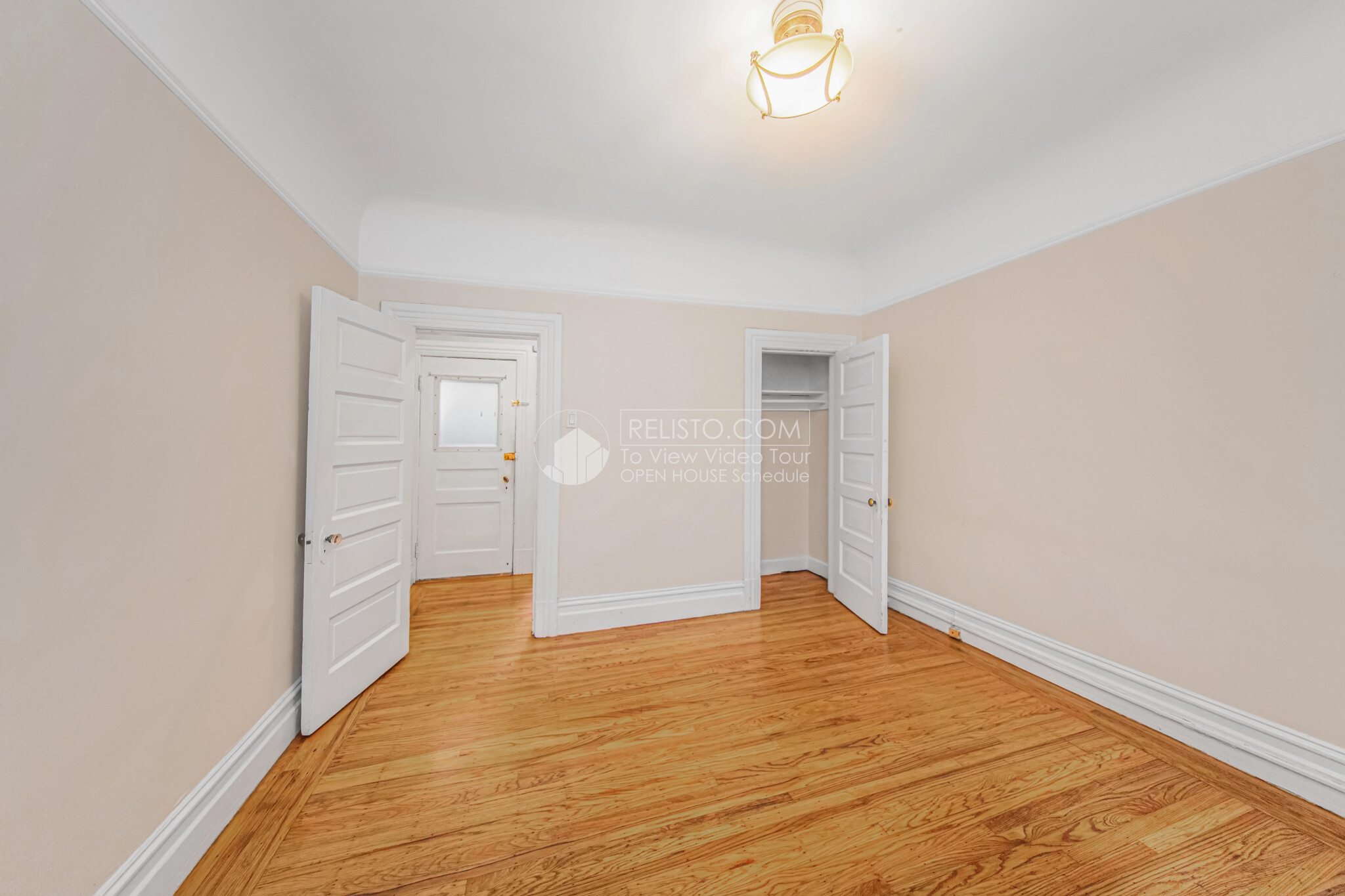 406 BRODERICK ST