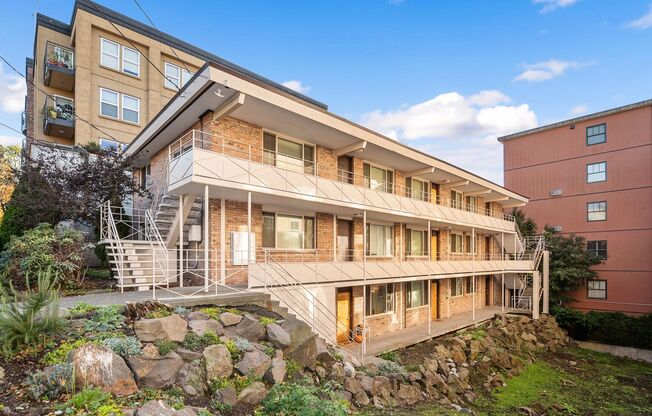 GALE Gale Anne Terrace Apartments