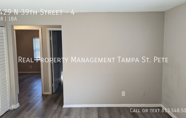 8429 N 39 ST