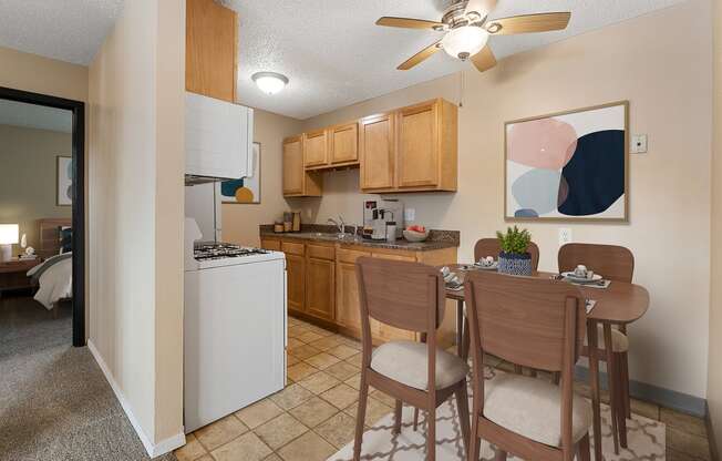 Canyon Lake Apartments