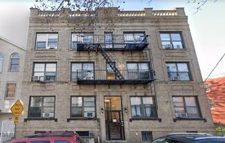 33 Storms Ave