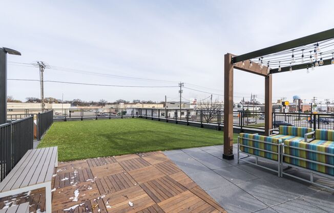 1 bed, 1 bath, 671 sqft, $1,195, Unit 411