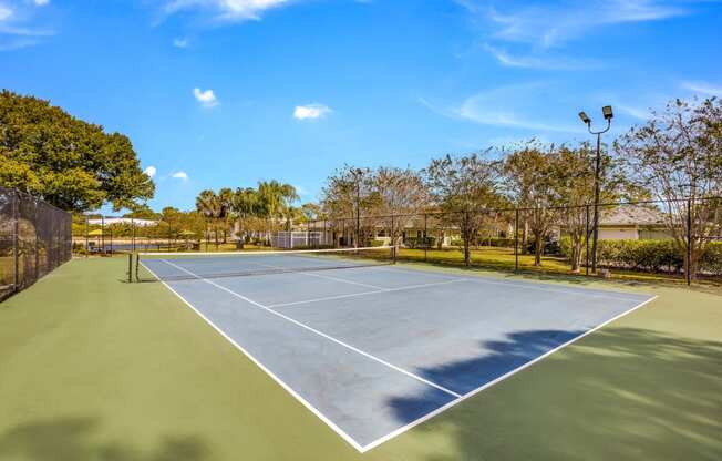 Tennis Court at Lakeside Glen Apartments, Melbourne, FL