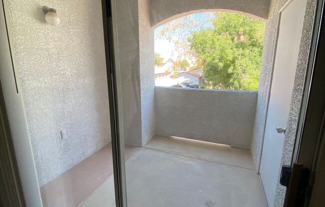 2 beds, 2 baths, 940 sqft, $1,275, Unit Gary Ave #2033 Bldg 9