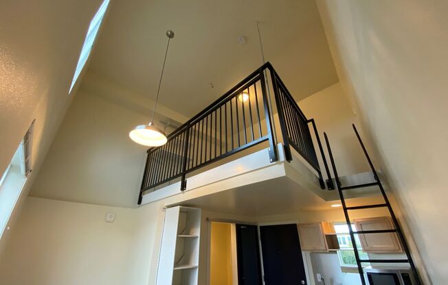 Studio, 1 bath, 194 sqft, $1,120, Unit 503