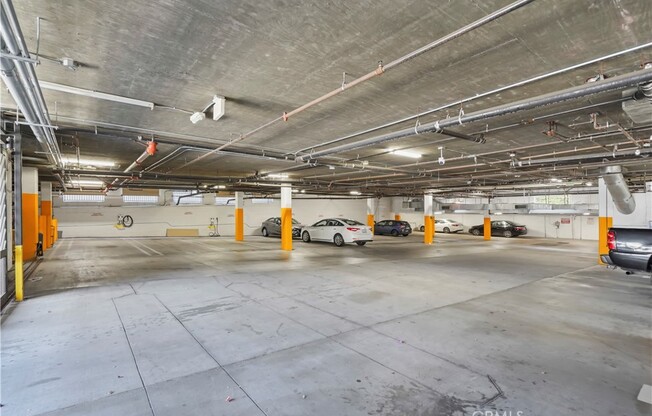 11312 Huston St
