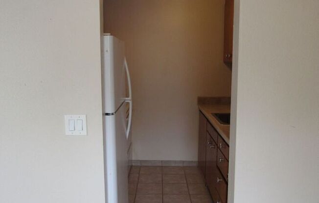 12341 33 AVE NE