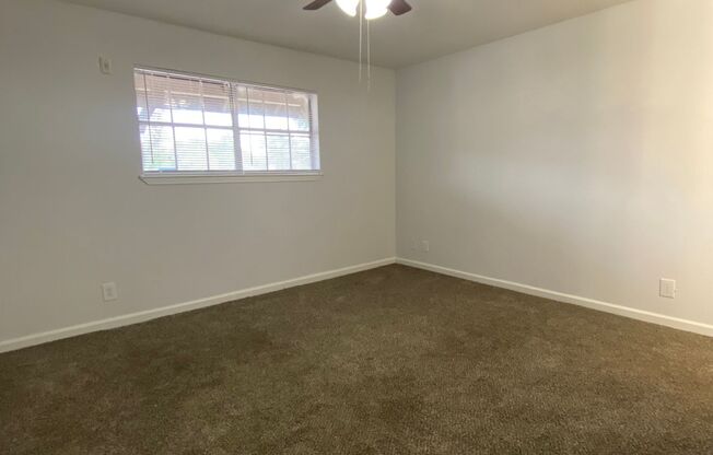 1 bed, 1 bath, 612 sqft, $795, Unit 230- Building 6