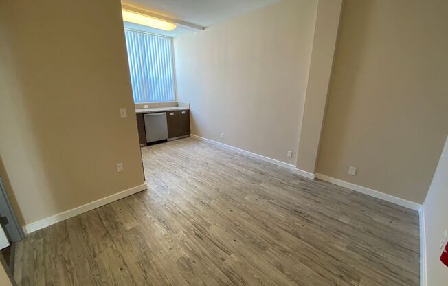 1 bed, 1 bath, 500 sqft, $1,795, Unit 254