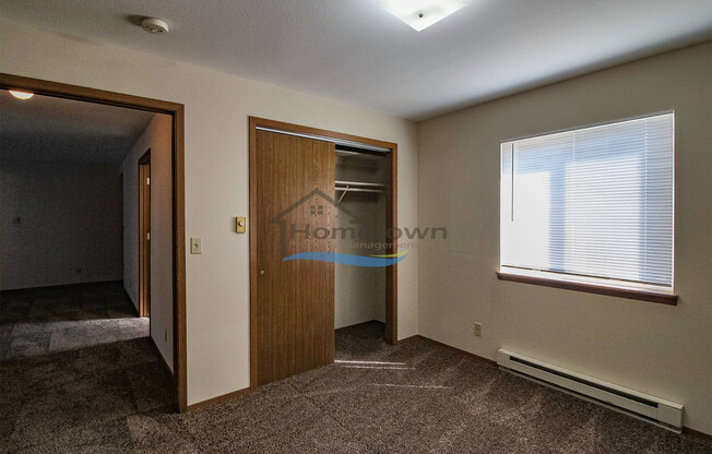 2 beds, 1 bath, 960 sqft, $1,200, Unit H2