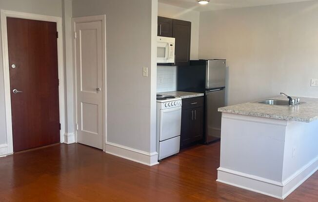 4107 Chester