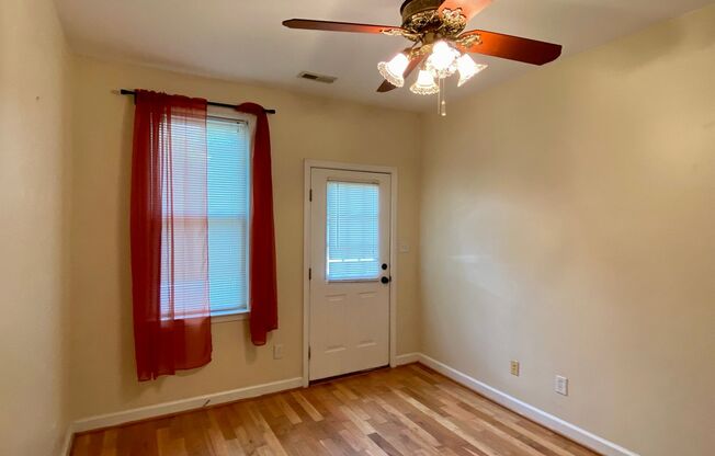 For Rent: Charming Residence on Roland Ave – Your Ideal Home Awaits!