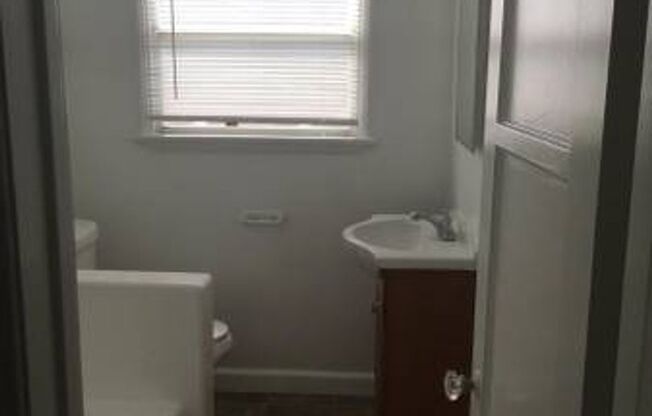 Studio, 1 bath, $1,595, Unit 2204