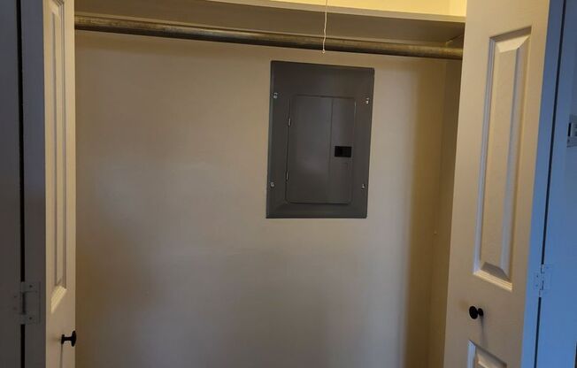 1 bed, 1 bath, 682 sqft, $1,265, Unit GL25009