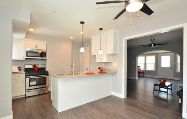 14 EASTSHIP RD