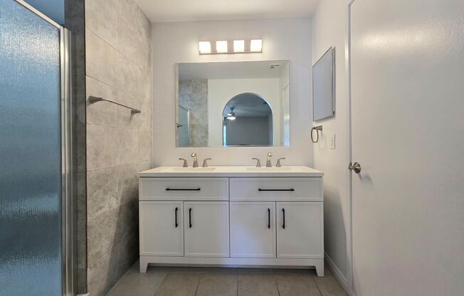 2 beds, 2 baths, $1,575, Unit # 1007