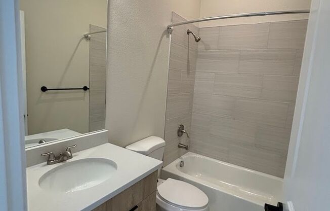 2 beds, 2 baths, 720 sqft, $1,799, Unit 820 #308