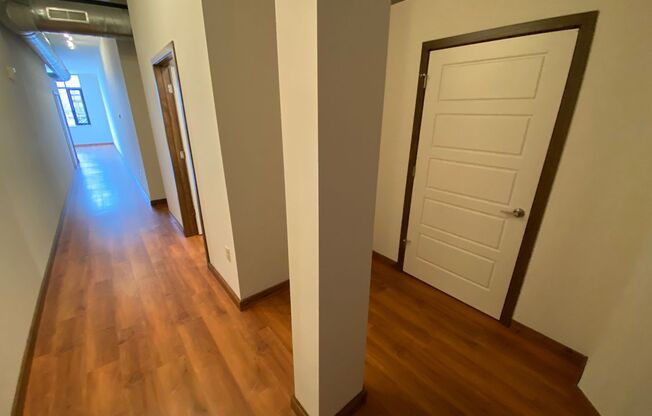 2 beds, 1.5 baths, 1,315 sqft, $1,650, Unit Unit 313
