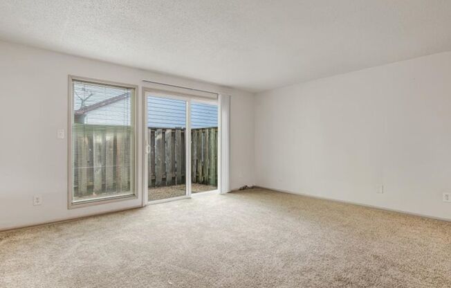 2 beds, 1.5 baths, 1,100 sqft, $1,750, Unit 7