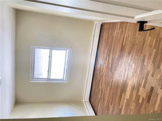 3 beds, 1 bath, 1,000 sqft, $3,200, Unit 2