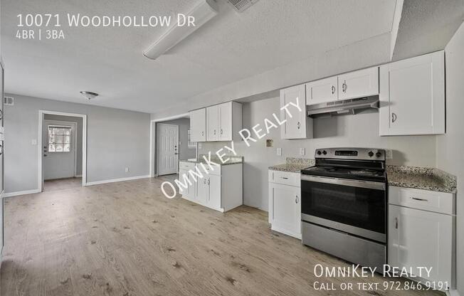10071 WOODHOLLOW DR