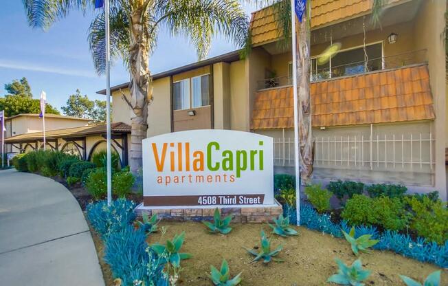 Villa Capri Apartments Exterior Front Sign