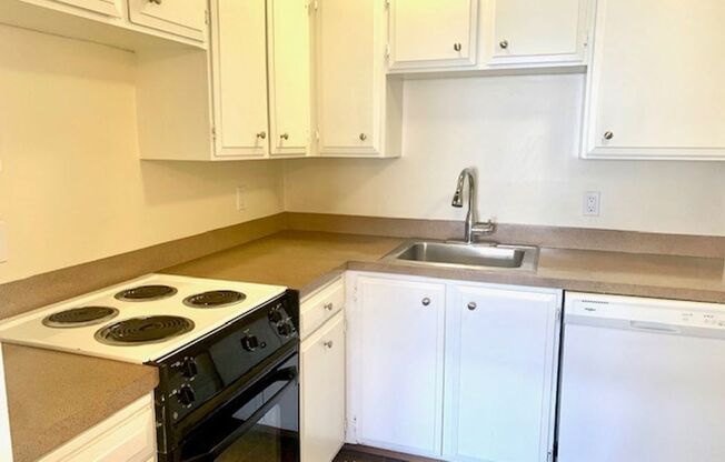 Meydenbauer Court Apartments