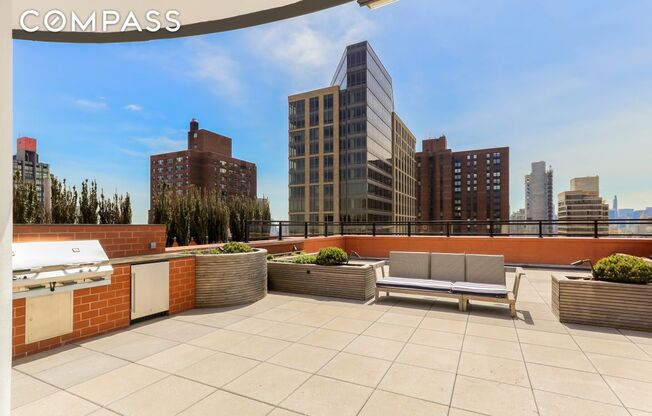 2 beds, 2 baths, 1,076 sqft, $8,000, Unit 2015
