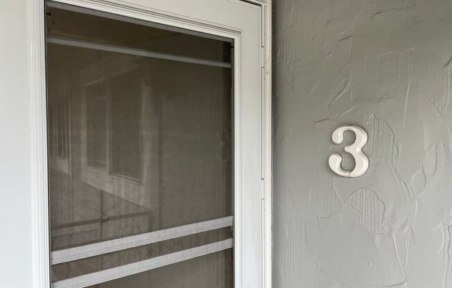 Convenient Florida Road Condo