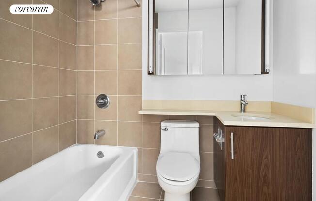 1 bed, 1.5 baths, 903 sqft, $5,900, Unit 51A
