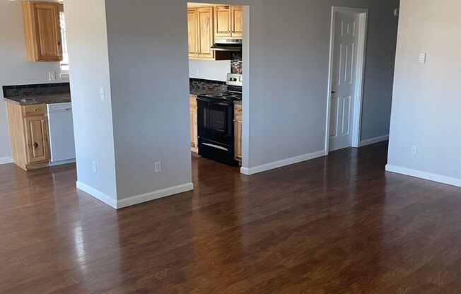 2 beds, 1 bath, 945 sqft, $1,500, Unit 114