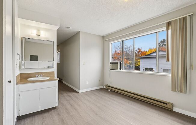 Studio, 1 bath, 400 sqft, $1,149, Unit 59