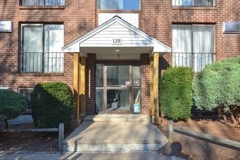 139 KING ST